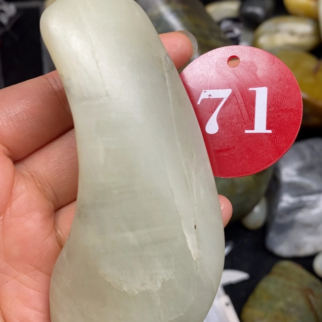 未镶嵌和田玉挂件