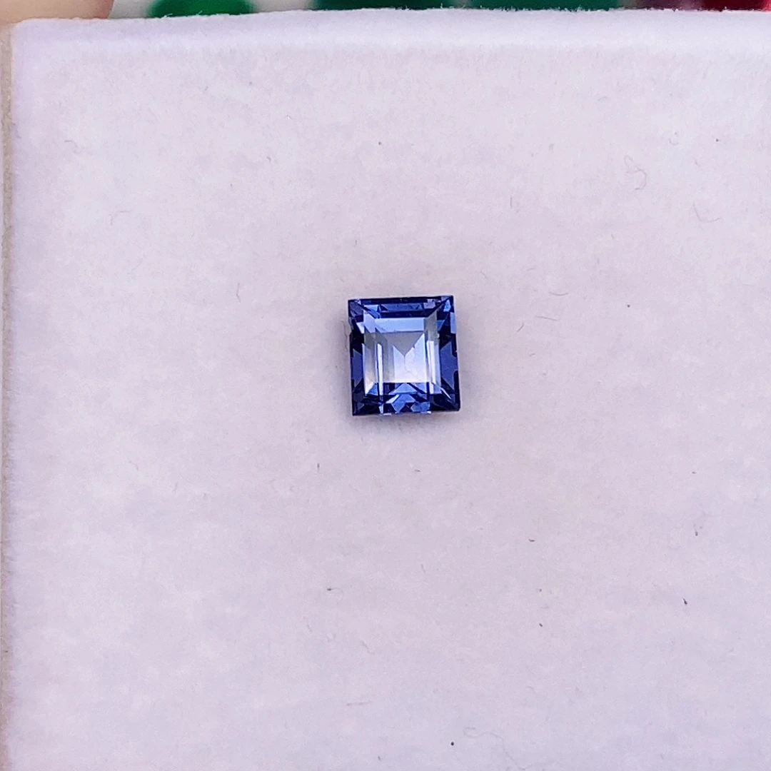 尖晶石裸石0.75ct