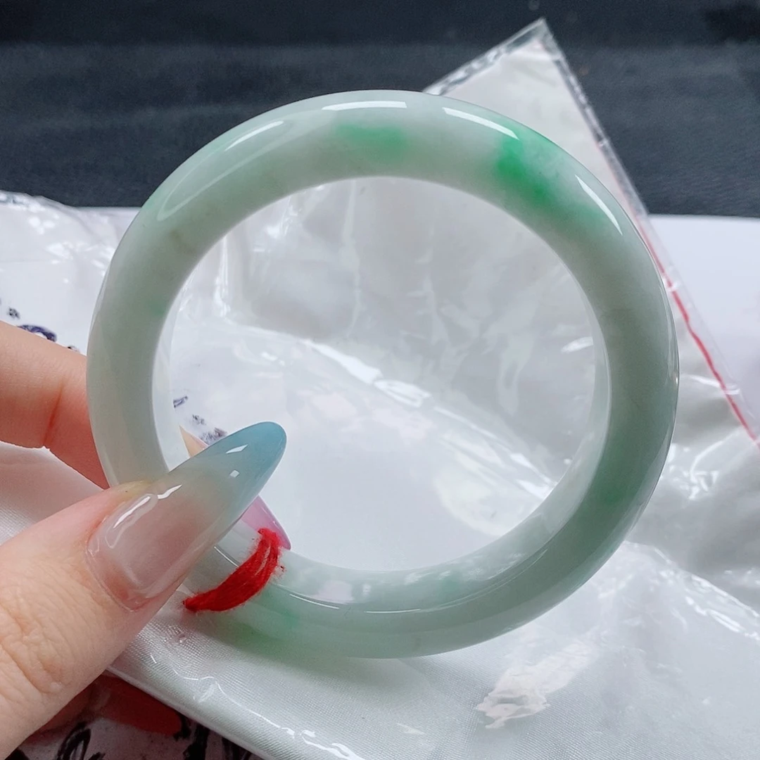 【闪购商品】未镶嵌手镯翡翠520号