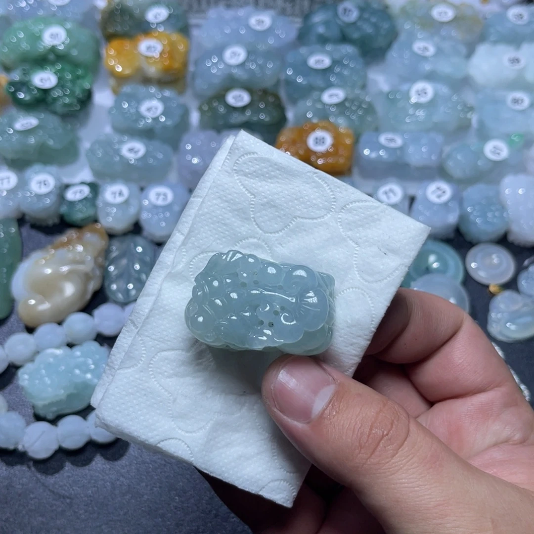 定制翡翠未镶嵌天然