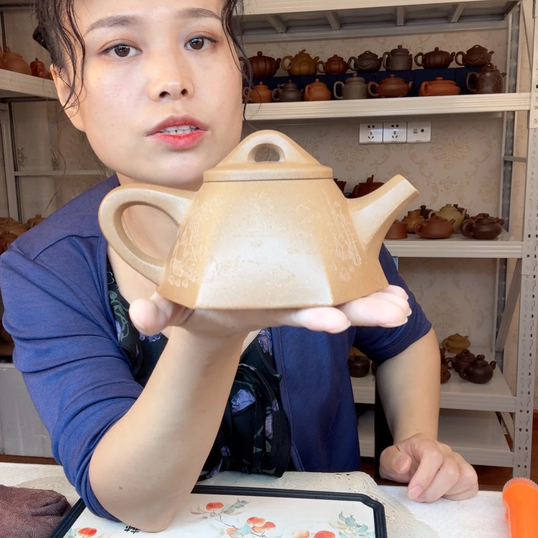 茶壶紫砂精工制作微暇