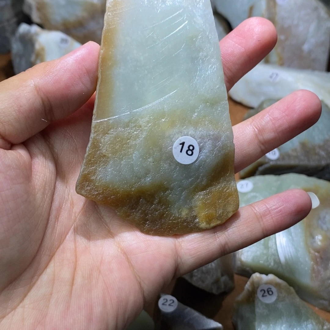 未镶嵌和田玉珠宝半成品文*