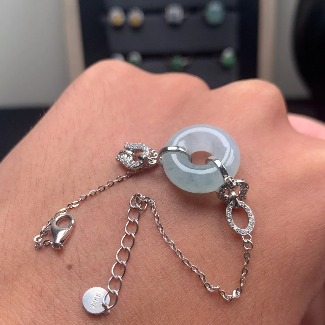 颈饰未镶嵌翡翠天然