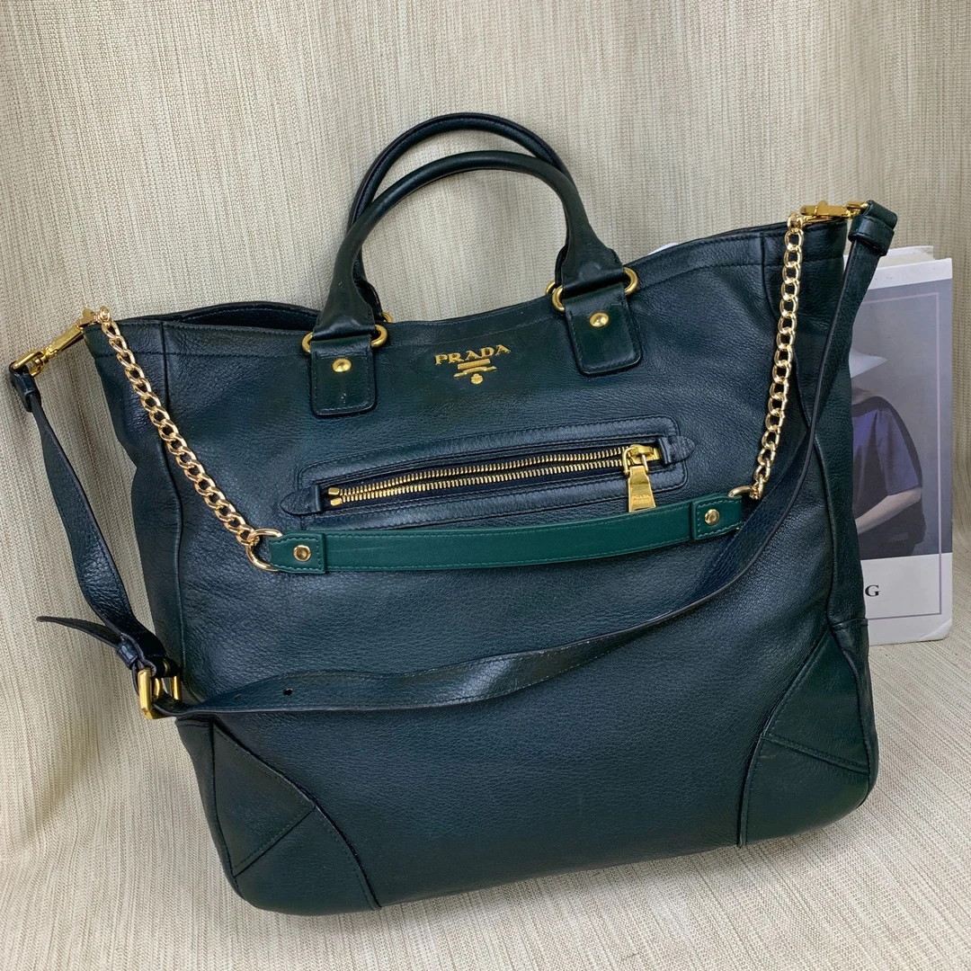 95新 Prada/普拉达 墨绿色手提包/ZH10711061/1061