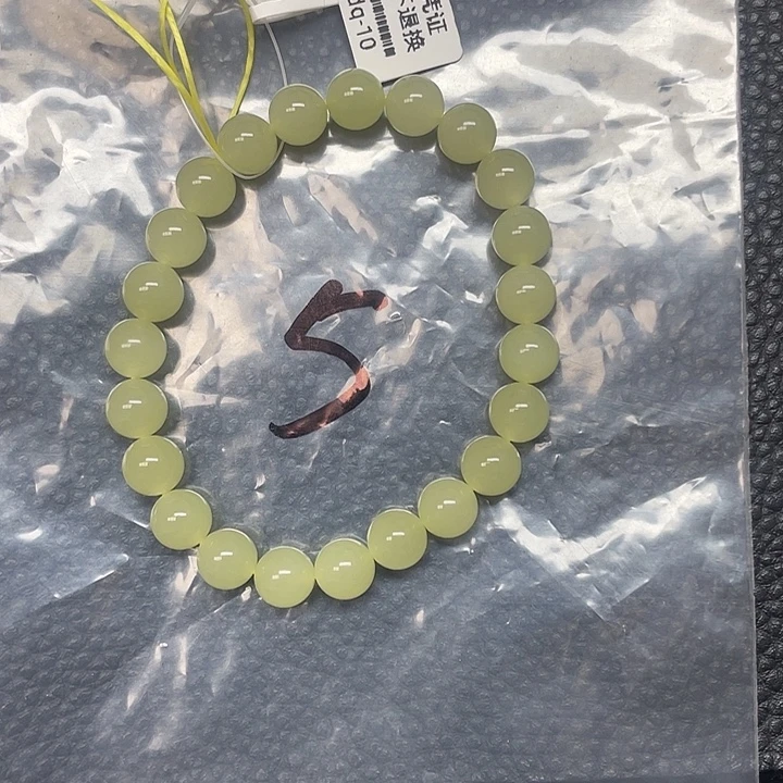 和田玉（糖玉）未镶嵌手链