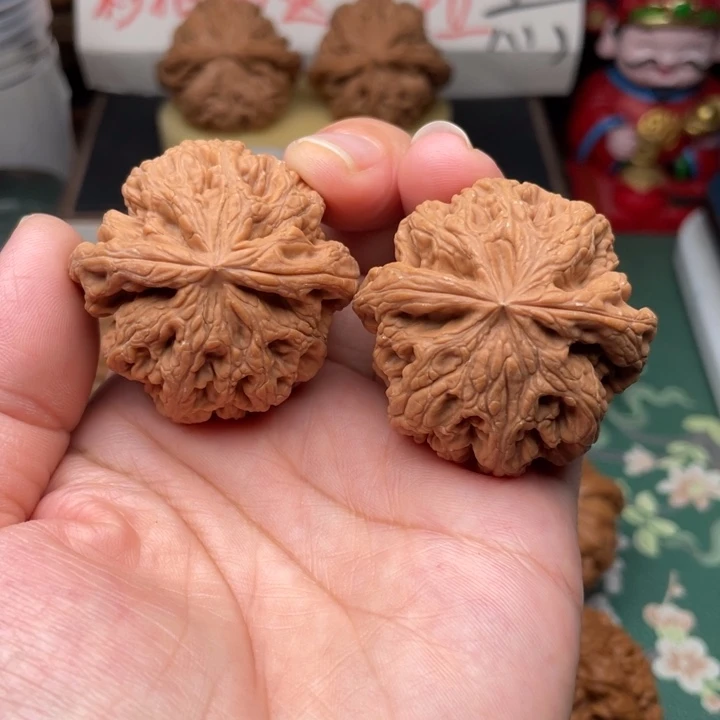 【闪购商品】把件文玩核桃41全品粗筋