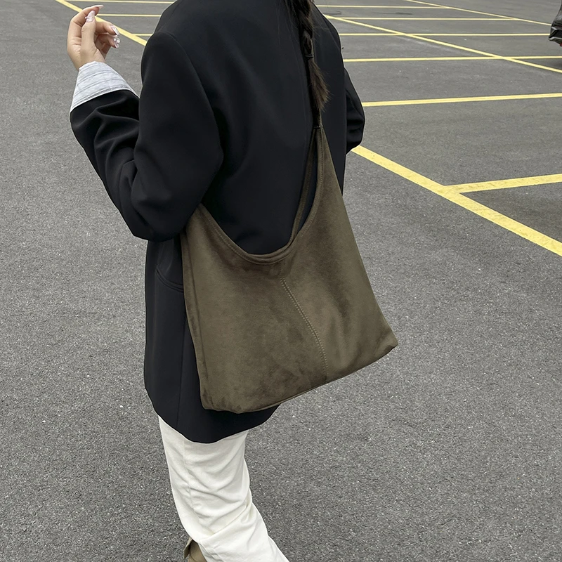 懒惰风大容量上班通勤单肩包包女式新款复古腋下托特包