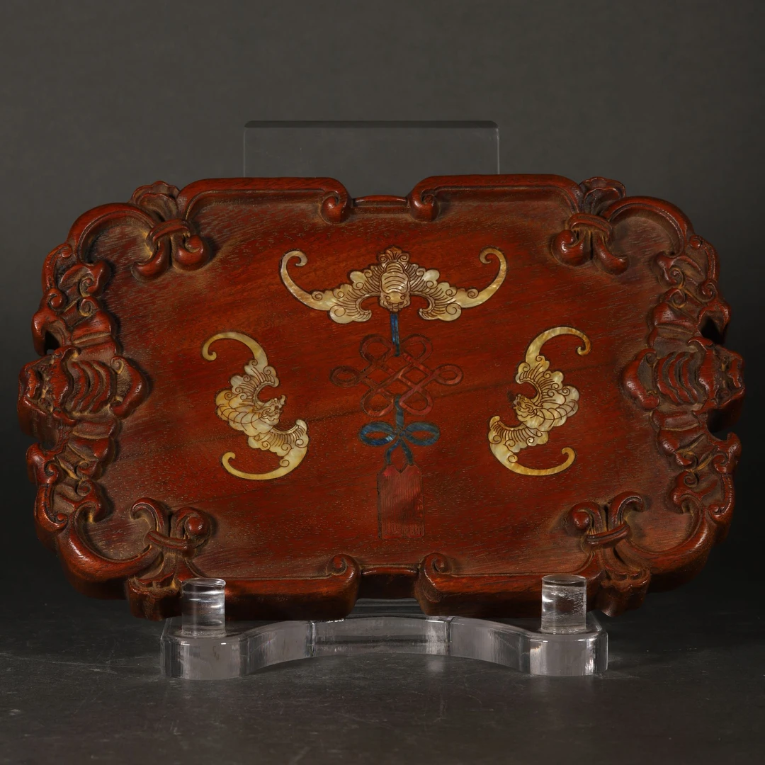 Lot07 清代 黄花梨木雕钳螺钿三福纹盘