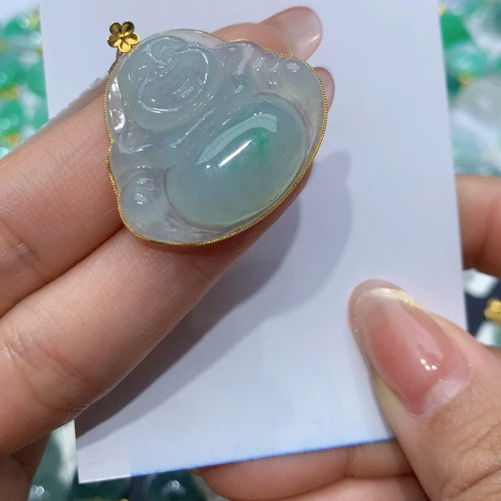 翡翠颈饰18K金镶嵌佛公
