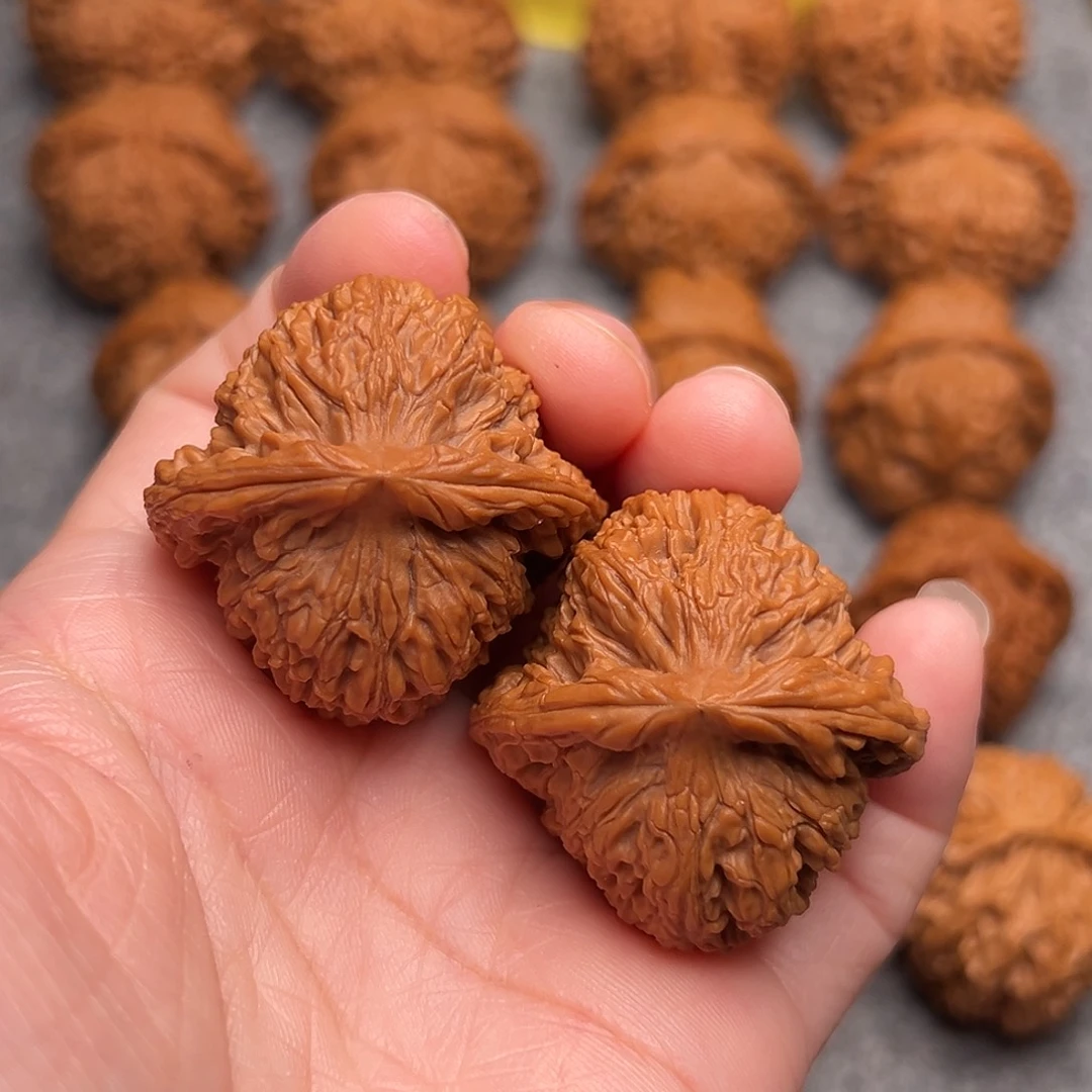 把件文玩核桃精品三角南疆石39+全品