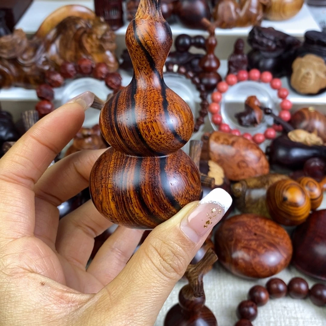 用***5木微凹黄檀葫芦摆件