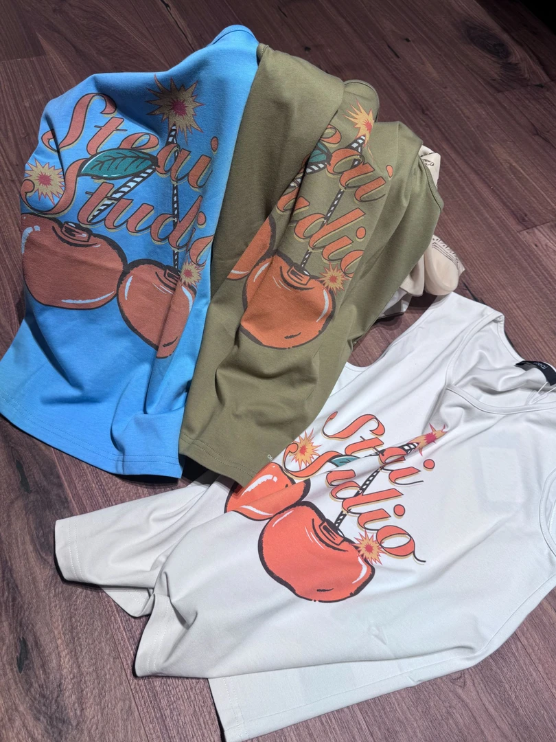 小众设计师品牌 STEAStudios 印花背心