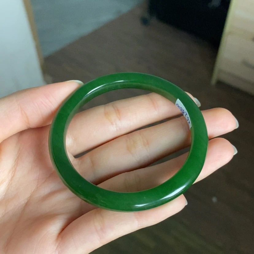 【闪购商品】未镶嵌手镯和田玉（碧玉）