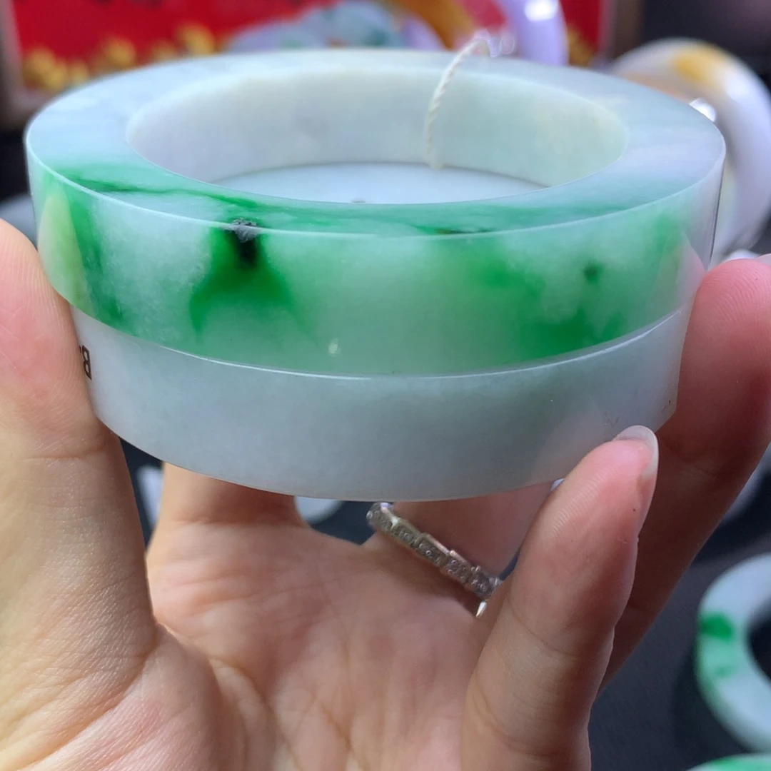 定制翡翠未镶嵌翡翠手镯定金