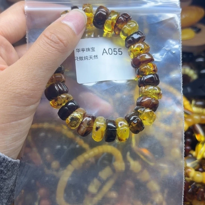 琥珀未镶嵌珠宝奇石