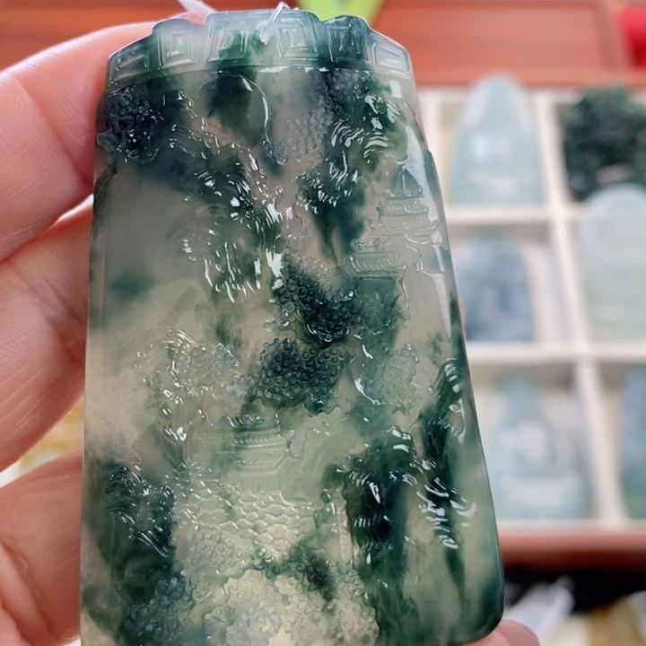 颈饰未镶嵌翡翠翡翠