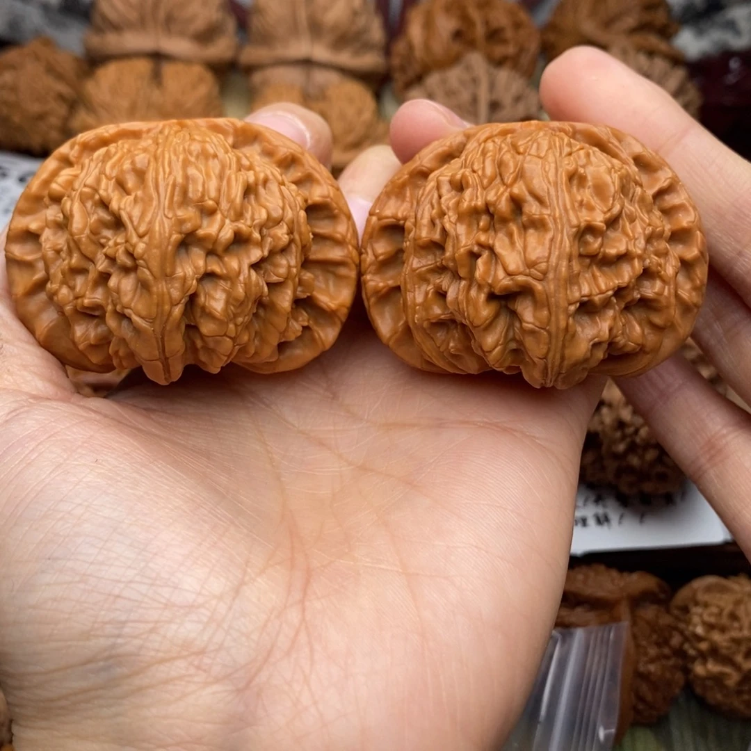 文玩核桃把件188号51白狮子