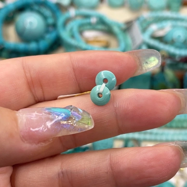 绿松石未镶嵌挂件