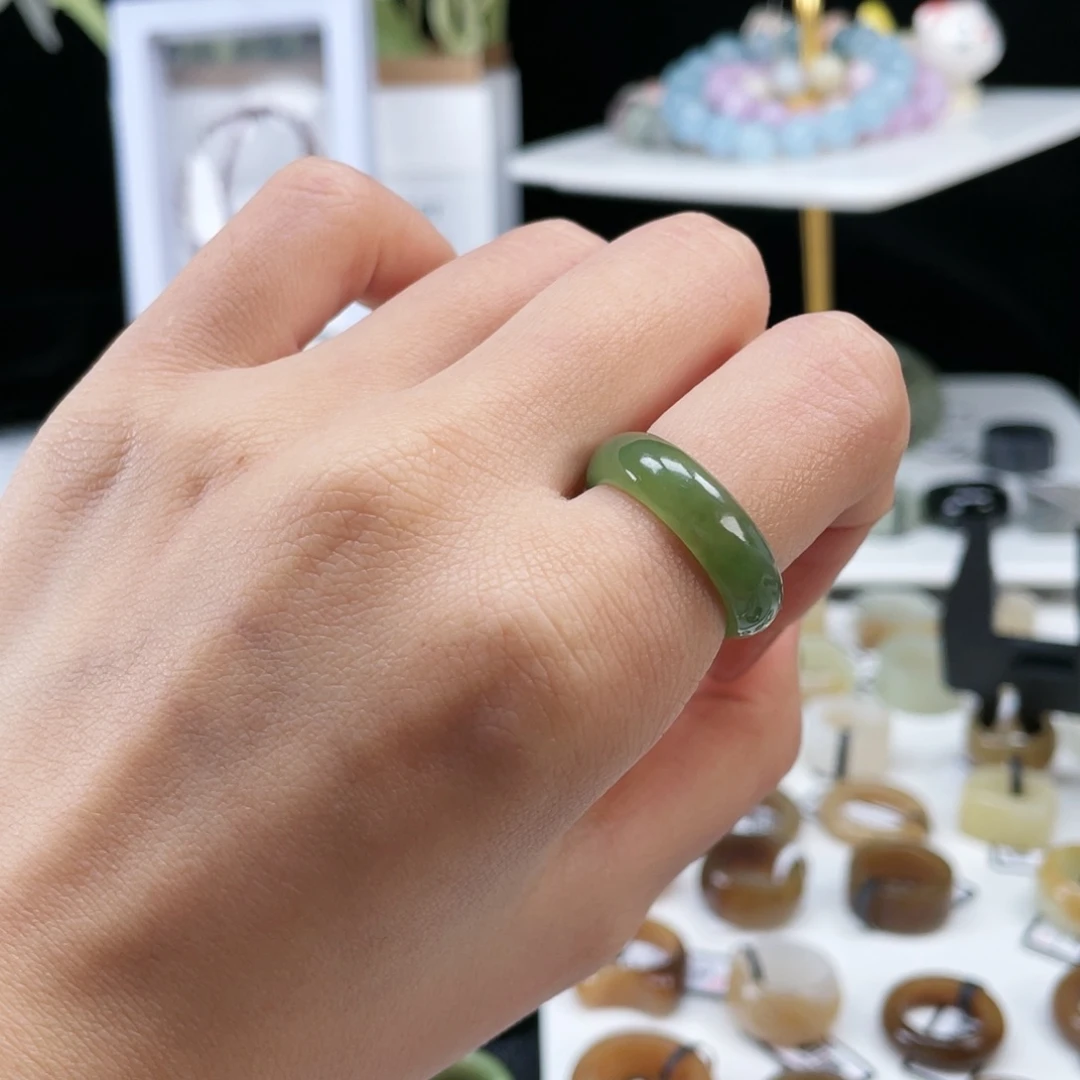 和田玉（糖玉）未镶嵌戒指P73碧玉细条17.1不退换