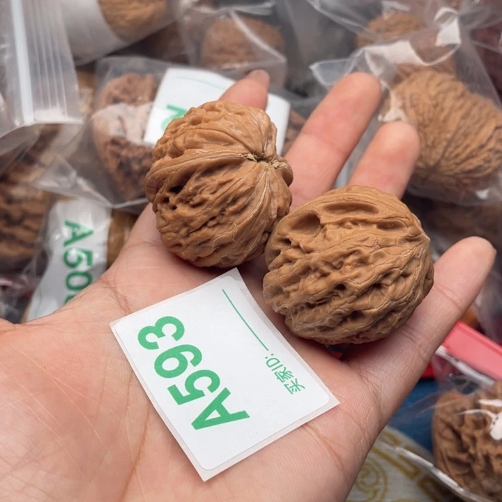 一***风吊坠文玩核桃核桃