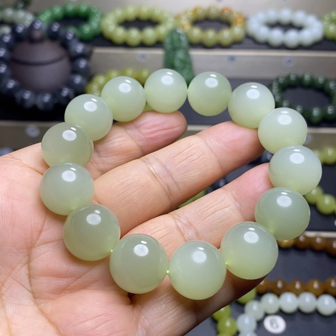 和田玉未镶嵌手串