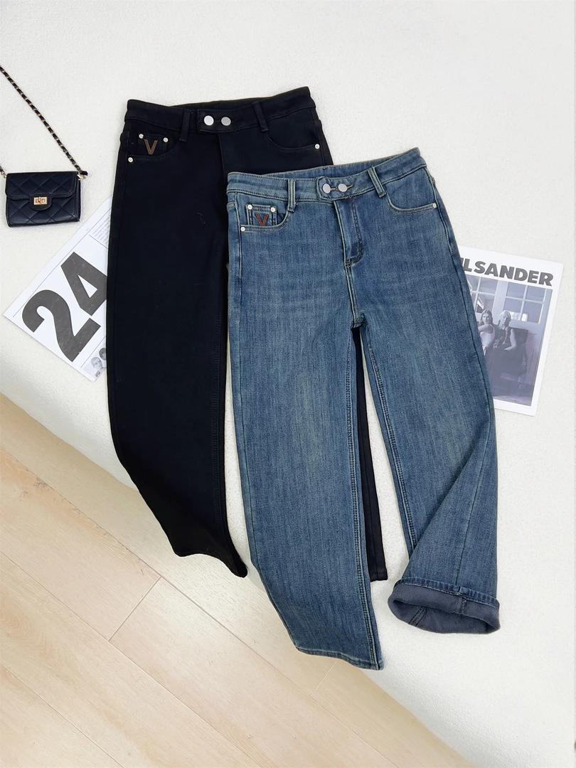 【女王洛克】百搭减龄加绒牛仔裤女款裤子冬季时尚直筒裤LK81322