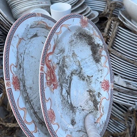 瓷片国营厂库存微瑕26-28厘米椭圆