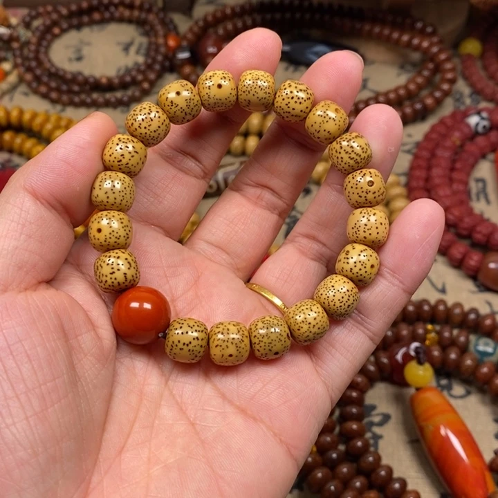 吊坠星月菩提黄金籽10.5