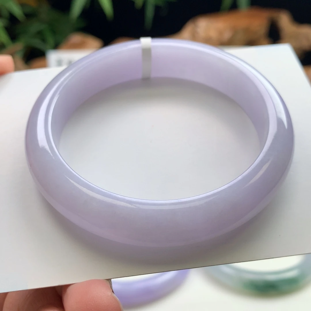 翡翠手镯未镶嵌18号56.3-11.9-8.1