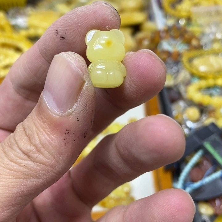 裸石蜜蜡未镶嵌吊坠