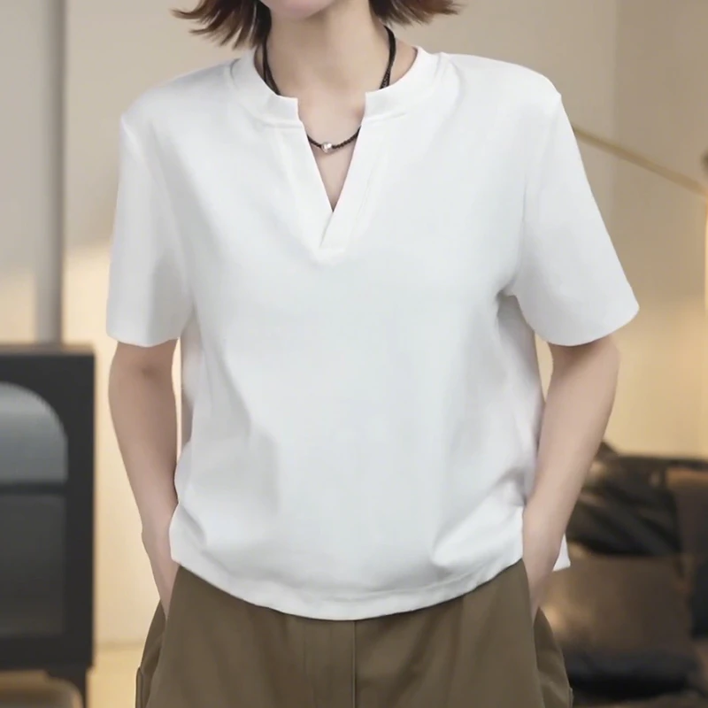 小众简约通勤风小V领纯色T恤夏季新款松弛慵懒宽松百搭正肩上衣女