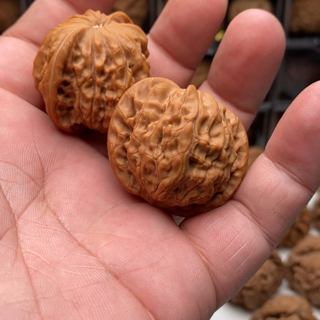 ?****o38全品磨盘狮子头一对