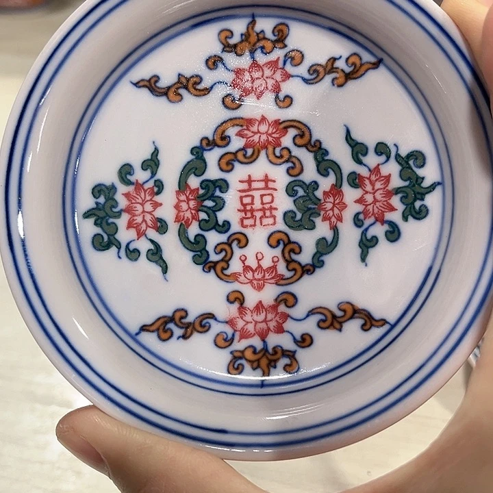 瓷片//////景德镇陶瓷茶壶。红。