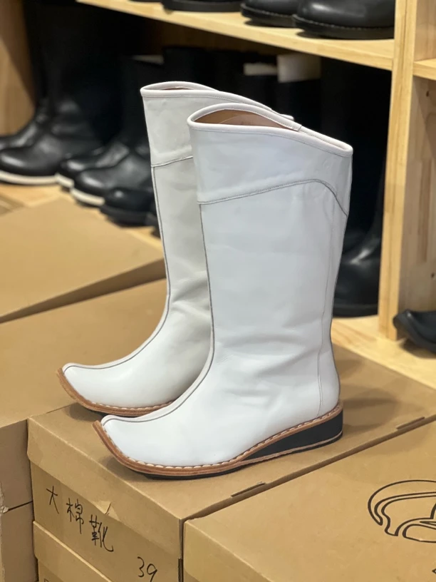 纯牛皮皮底手工缝制底翘头皮靴