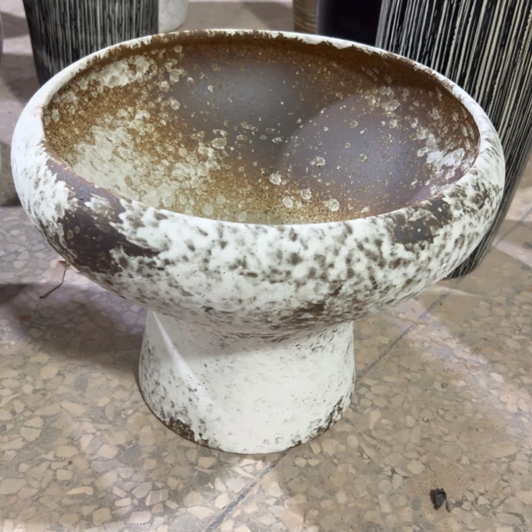 高度26厘米口径30厘米