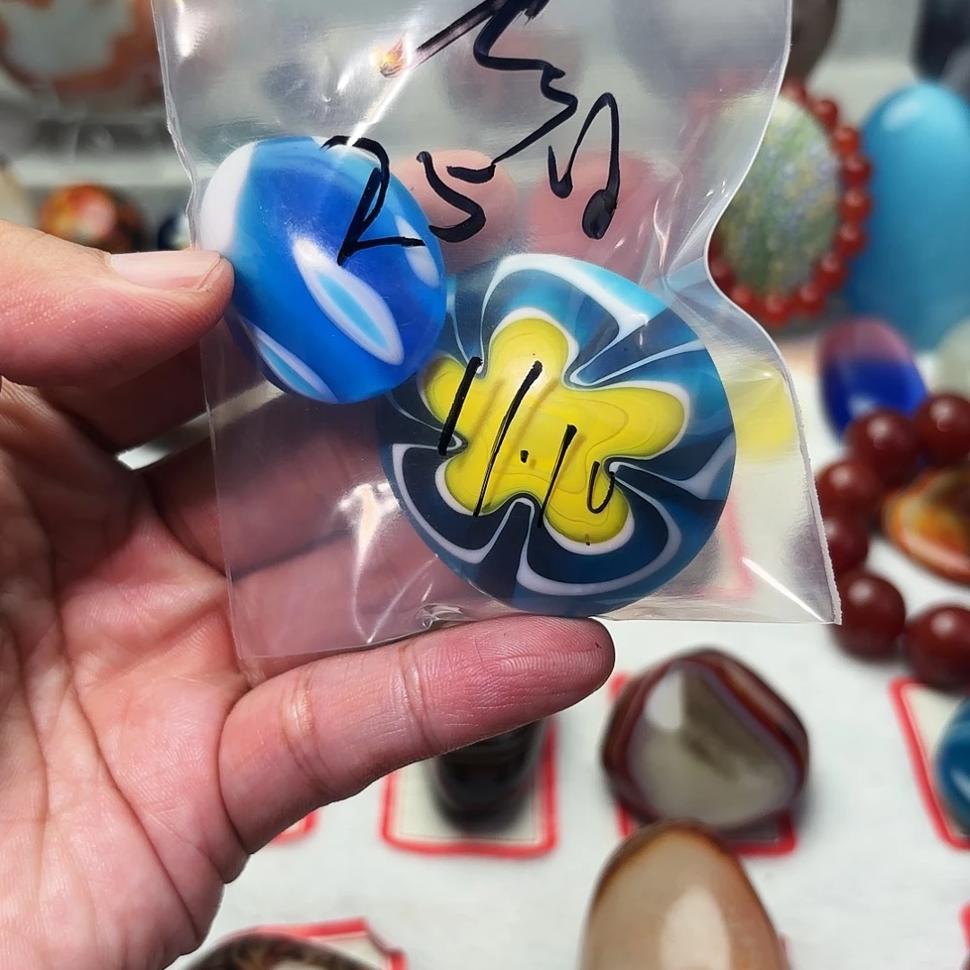 诚***莹玛瑙/玉髓未镶嵌颈饰
