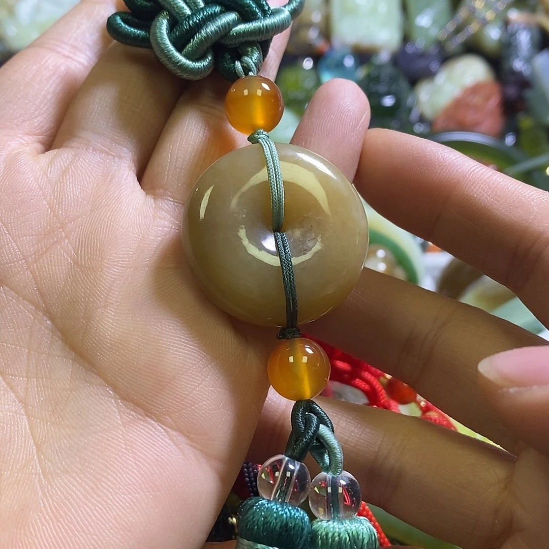 和田玉未镶嵌车挂车挂