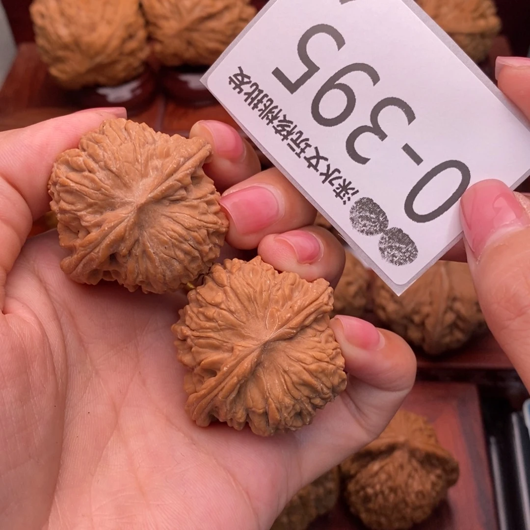吊坠文玩核桃38龙珠