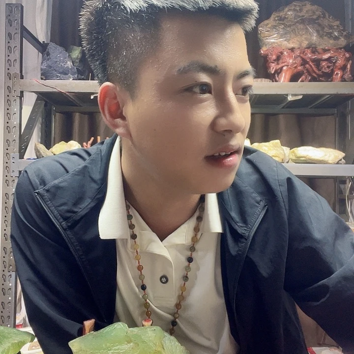 C***H蛇纹石玉未镶嵌珠宝奇石108