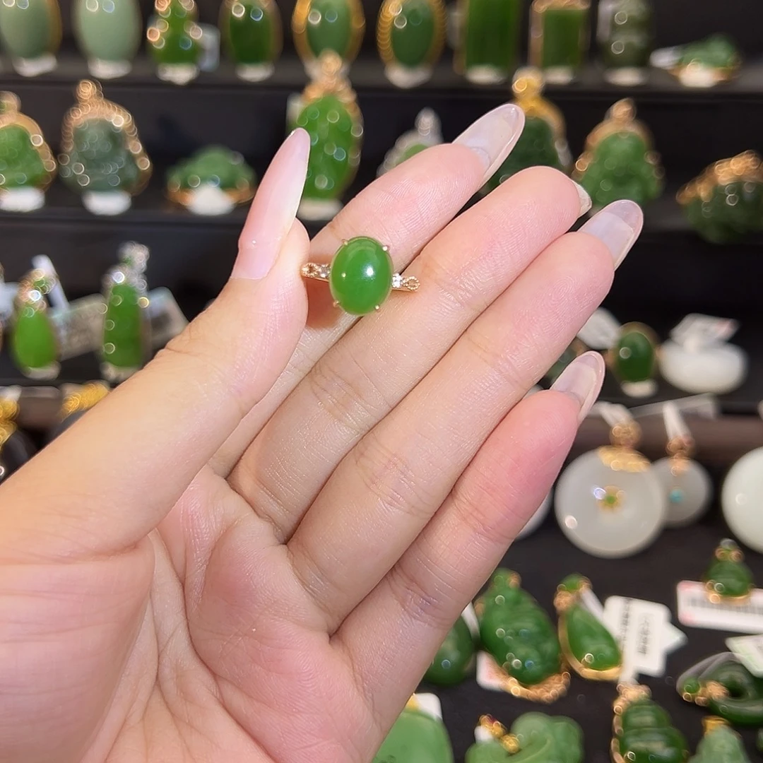 和田玉18K金镶嵌戒指