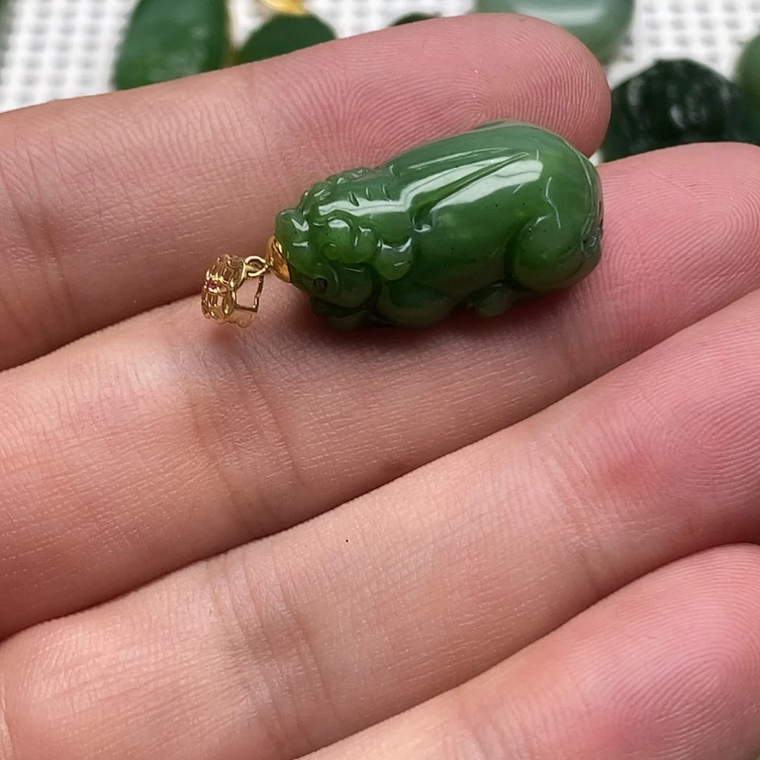 和田玉（碧玉）18K金镶嵌吊坠(不含链)
