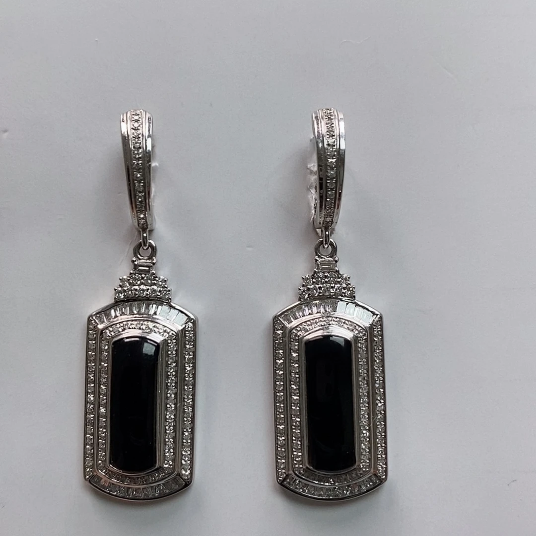 翡翠18K金镶嵌耳饰