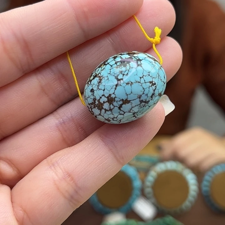 绿松石未镶嵌原矿