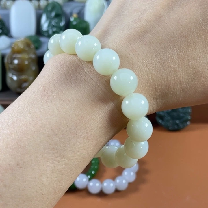 和田玉未镶嵌手链