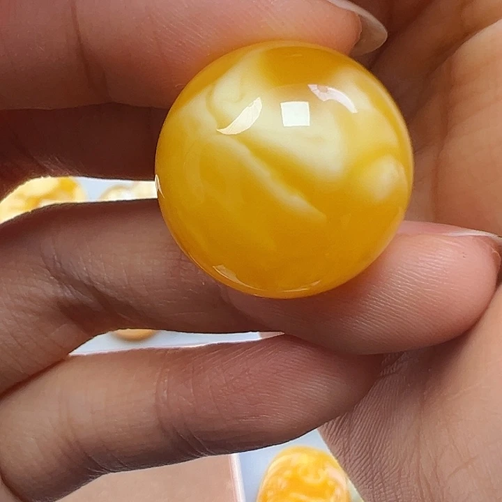 大***眠蜜蜡未镶嵌珠宝奇石