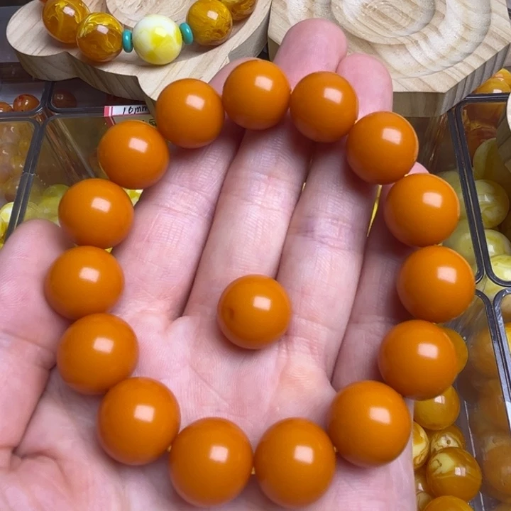 无非金属 微瑕  卡14老蜜，一串15颗，不退不换，介意不要拍