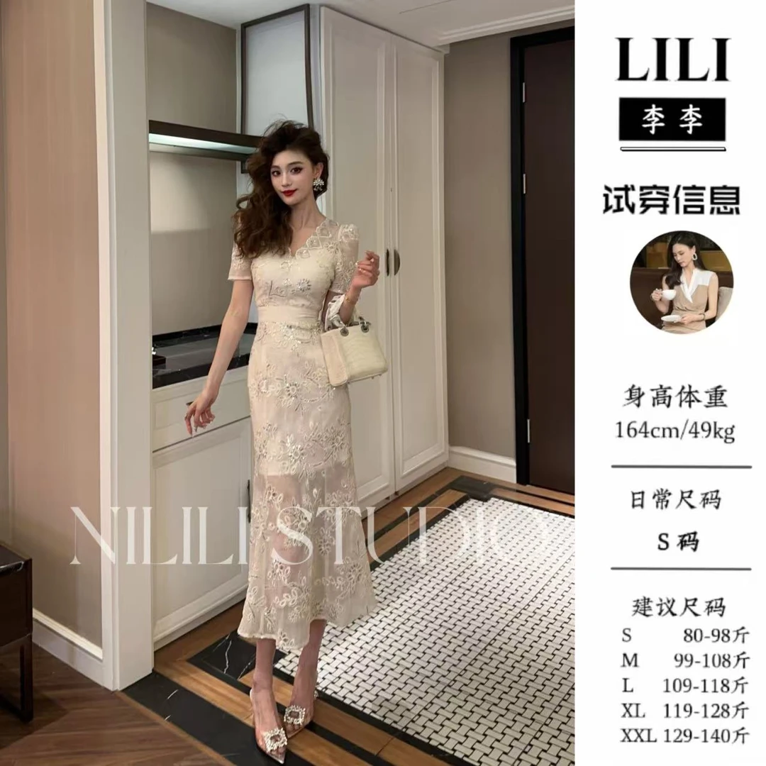 【杏雨梨花】李李原创浪漫花型夏季新款优雅设计师连衣裙25091