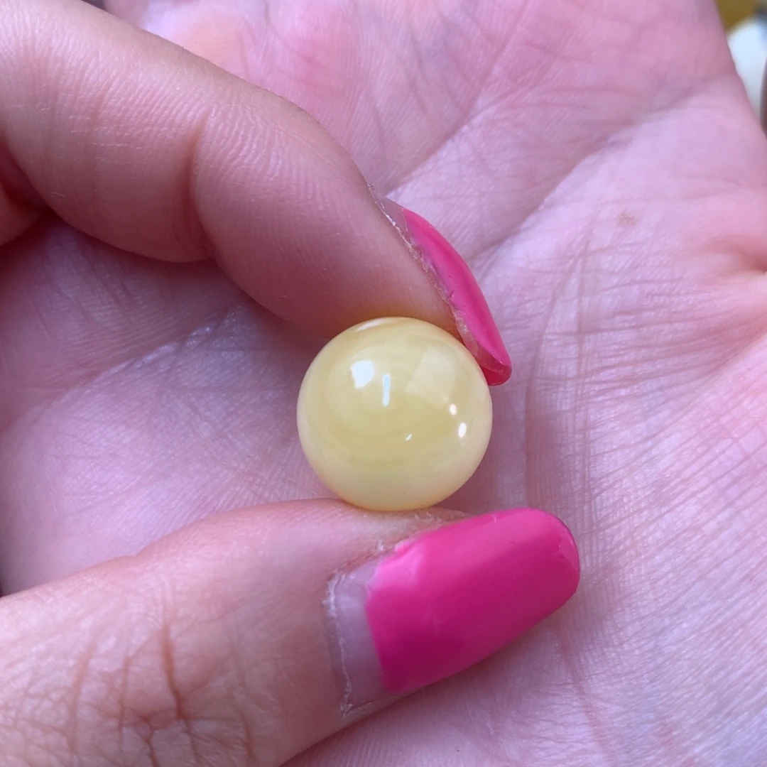 未镶嵌琥珀裸石太****起蜜蜡