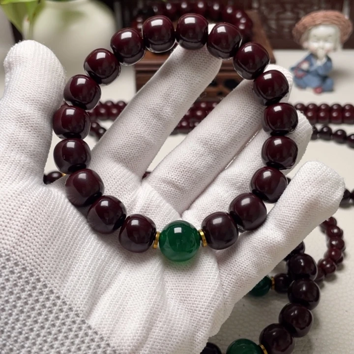 熊***！猴头核桃吊坠猴头