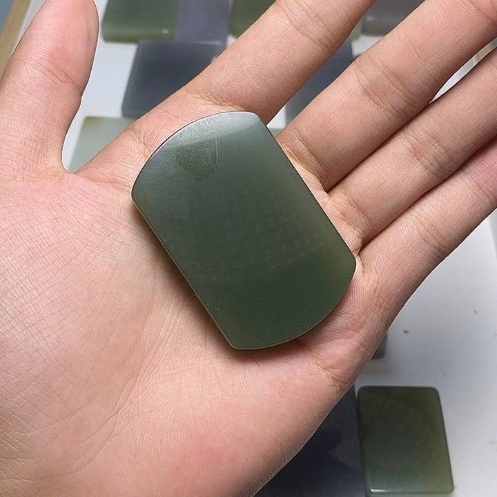 静***水颈饰未镶嵌和田玉